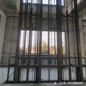 如何选择耐用型升降货梯_仓储物流升降货梯选择_升降货梯选购要点