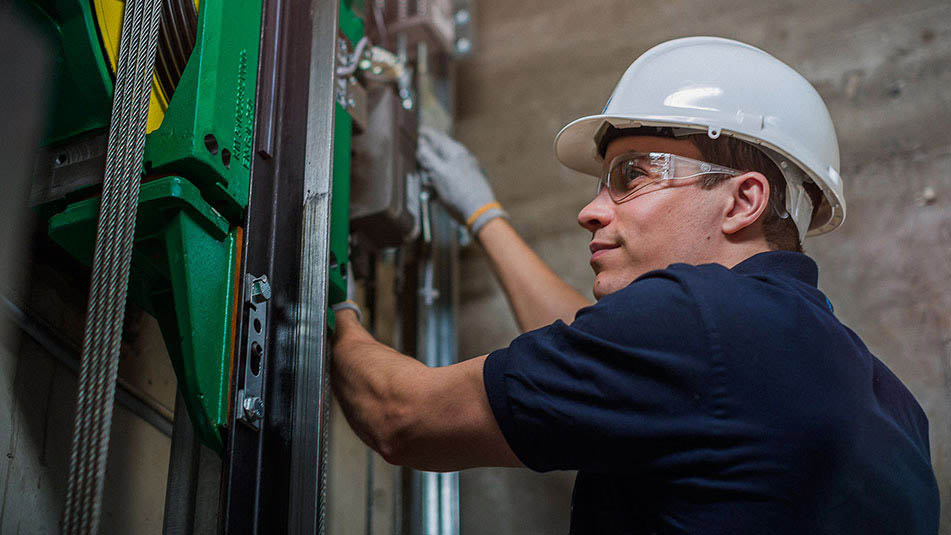 通力电梯维保服务_升降货梯如何进行日常的维护_通力扶梯预防性维护
